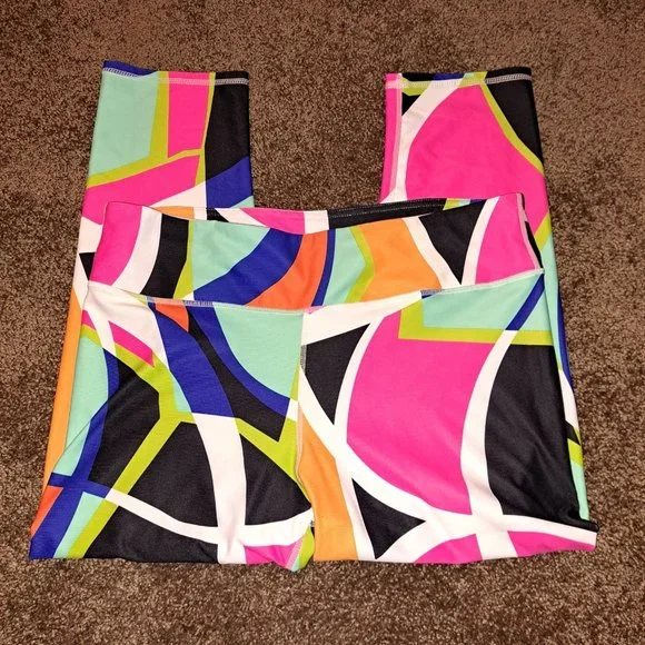 Fabletics Powerhold Salar Capri Women's Large Colorful 80's Print - Picture 6 of 9